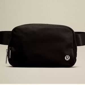 Black brand new Lululemon belt bag